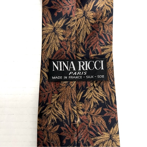 VTG NINA RICCI Classic Fall Silk Necktie – Leaf Pattern – Made in France – 58” - Picture 3 of 6